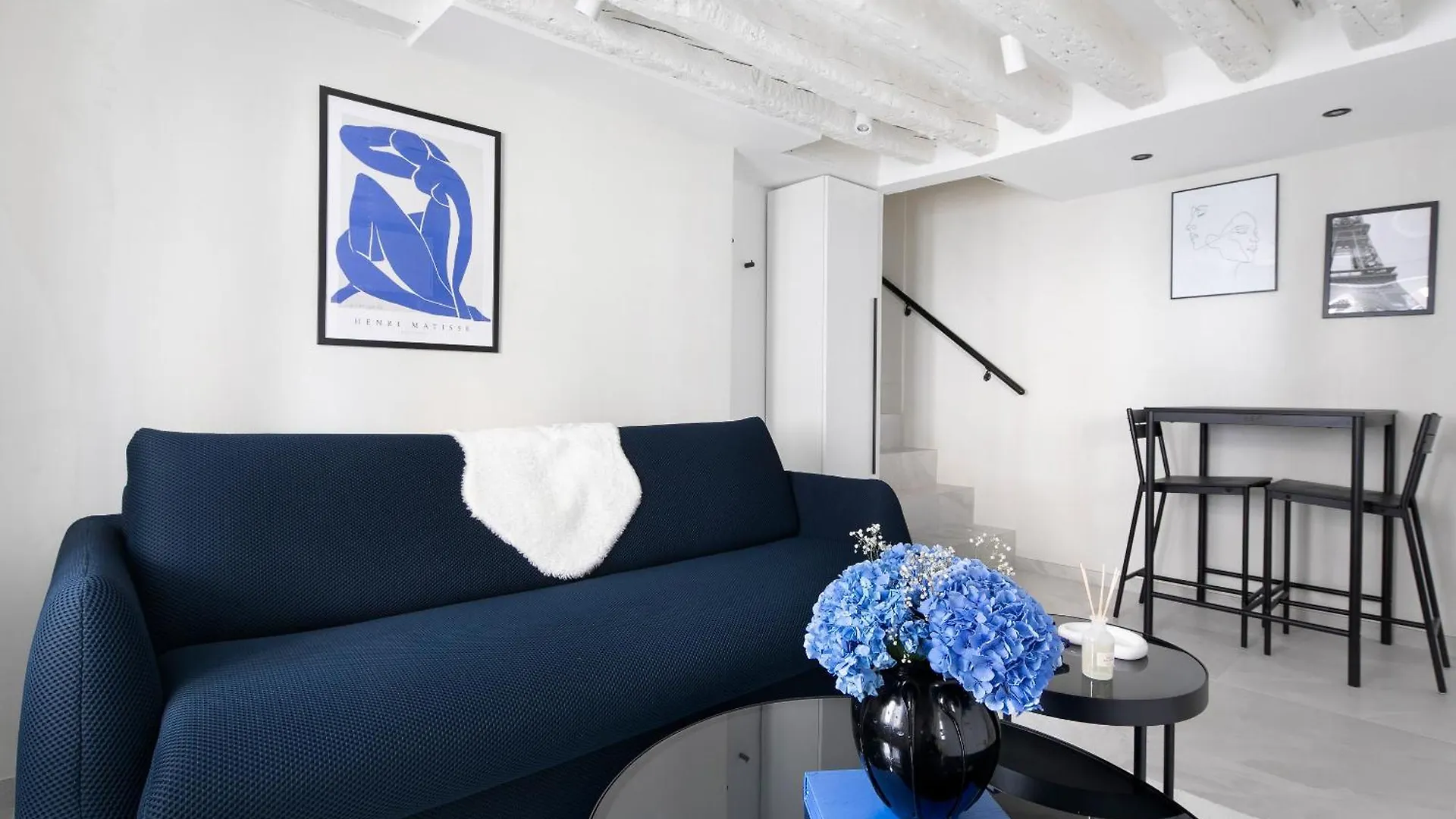 Vertus Apartment *