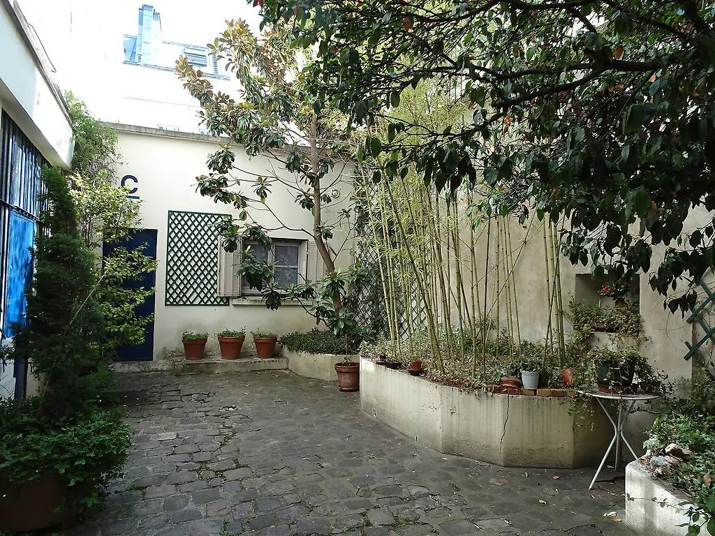 Vertus Paris